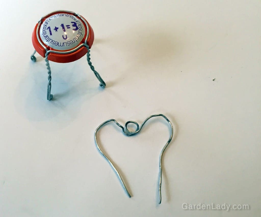 How To Make Champagne Wire Chairs